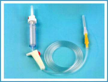 BLOOD TRANSFUSION SET WITH PLASTIC SPIKE
